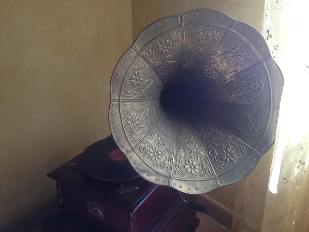 L'Anticocasale Guest House Altomonte Ngoại thất bức ảnh